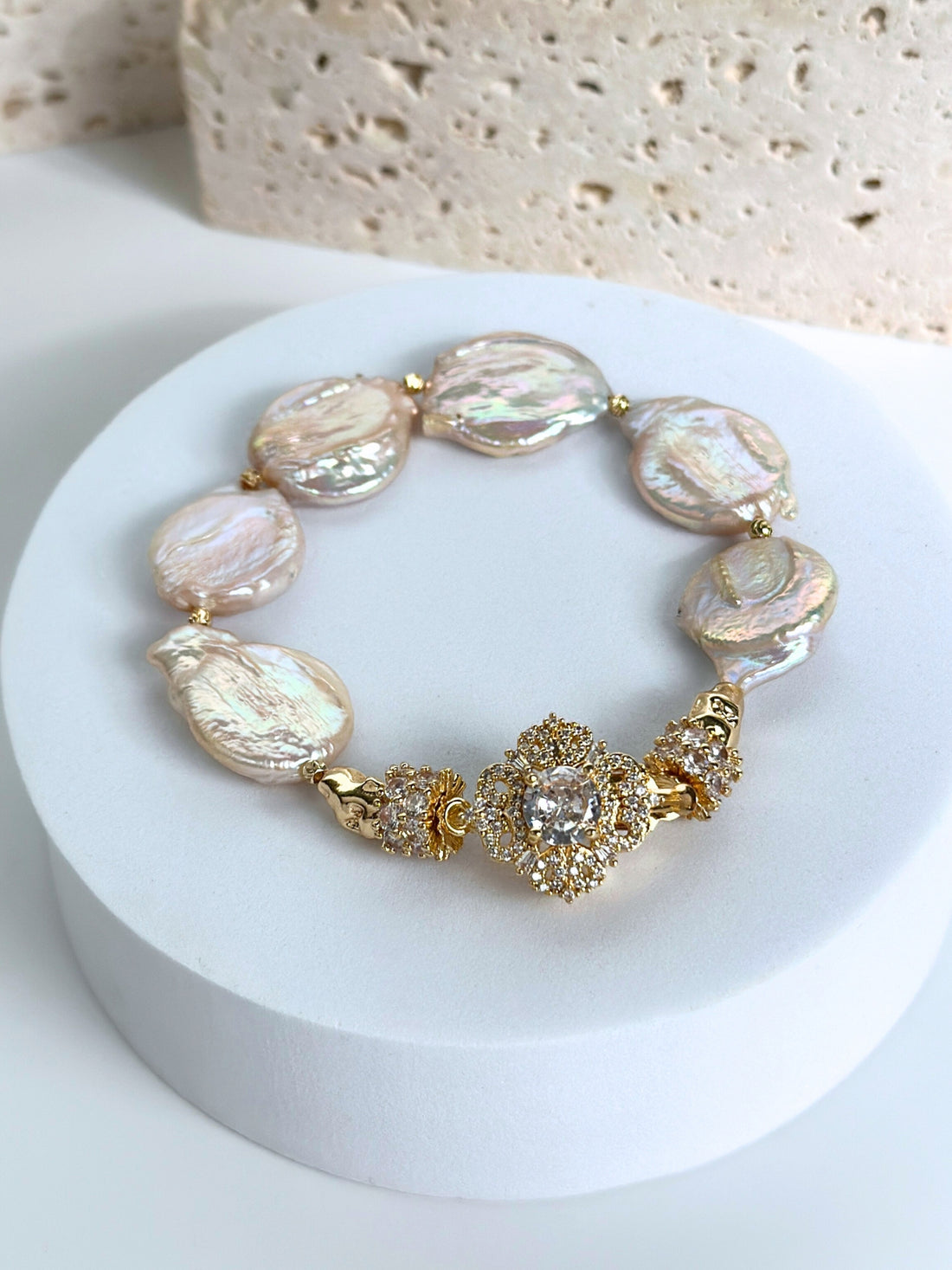 Elara Barok İnci Kristal Bileklik