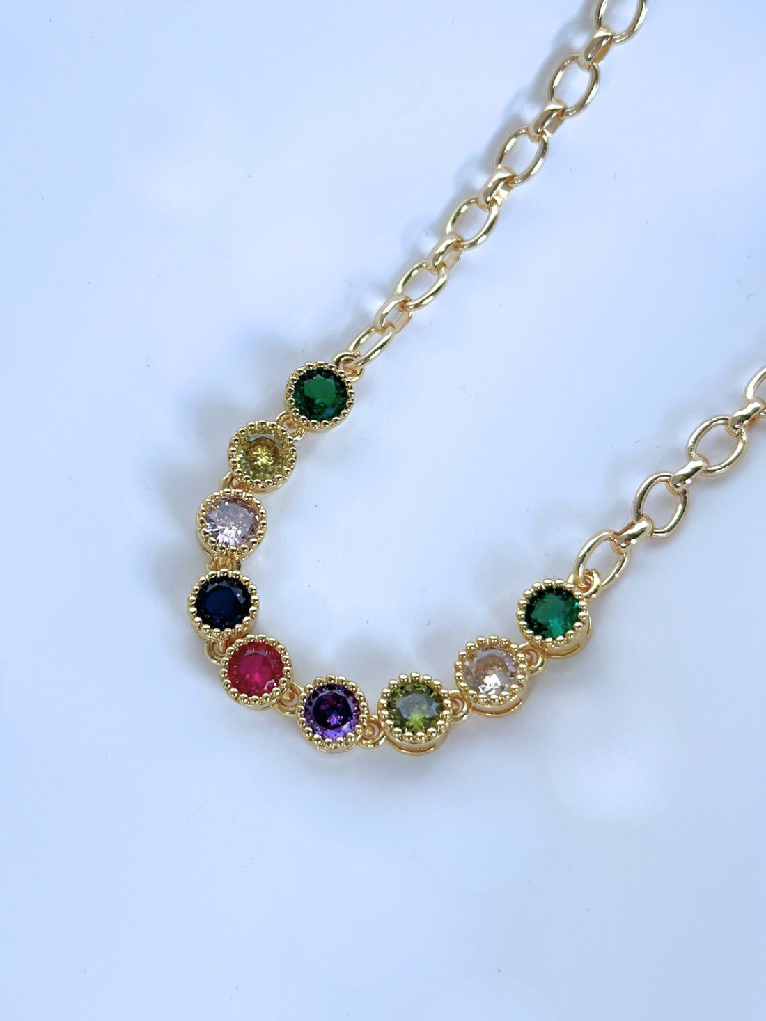 Aurora Renkli Kristal Zincir Kolye