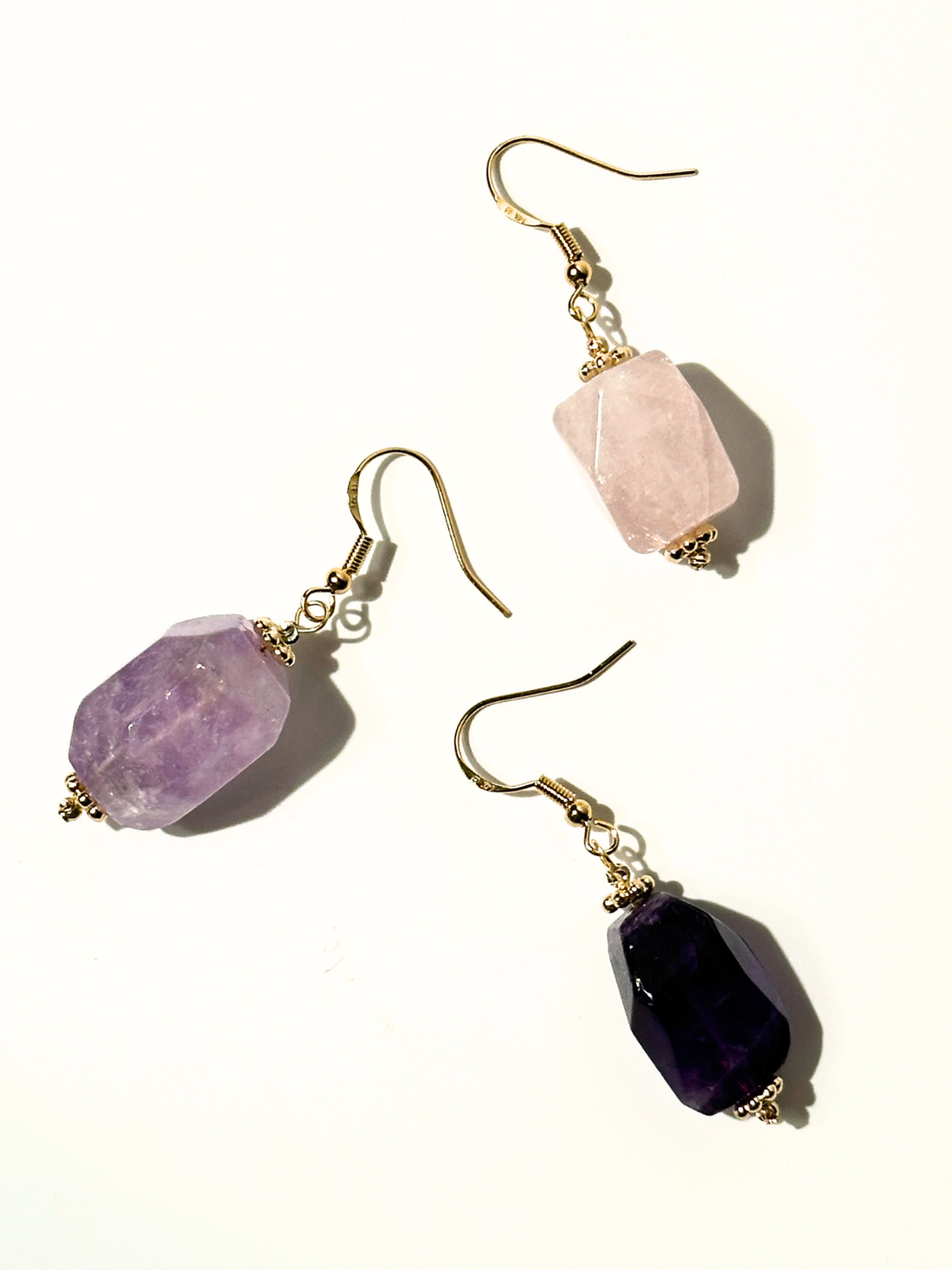 Seline Doğal Taş Küpe