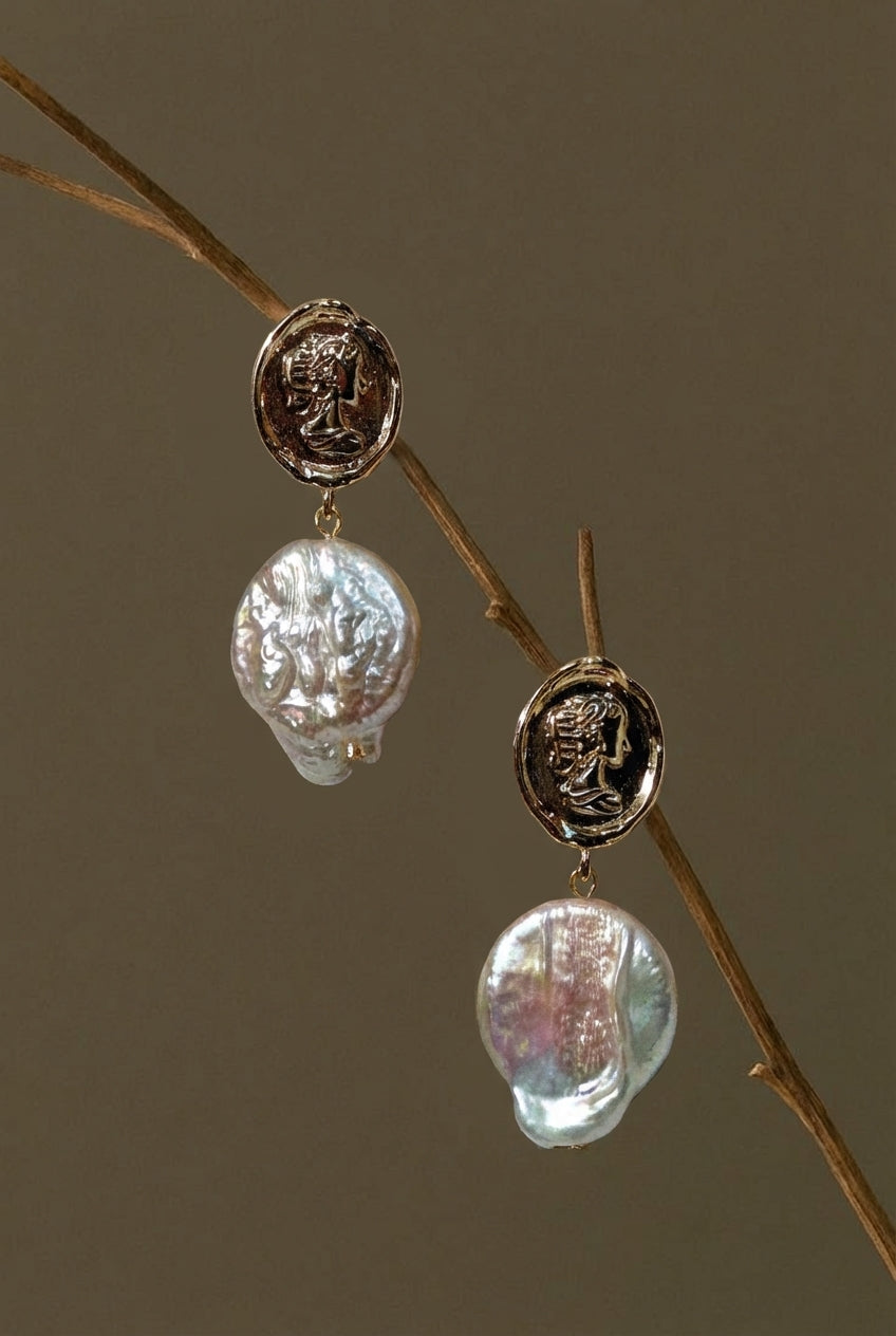 Saira Barok İnci Madalyon Küpe