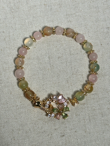 Leila Kristal Çiçek Kapama Doğal Taş Bileklik