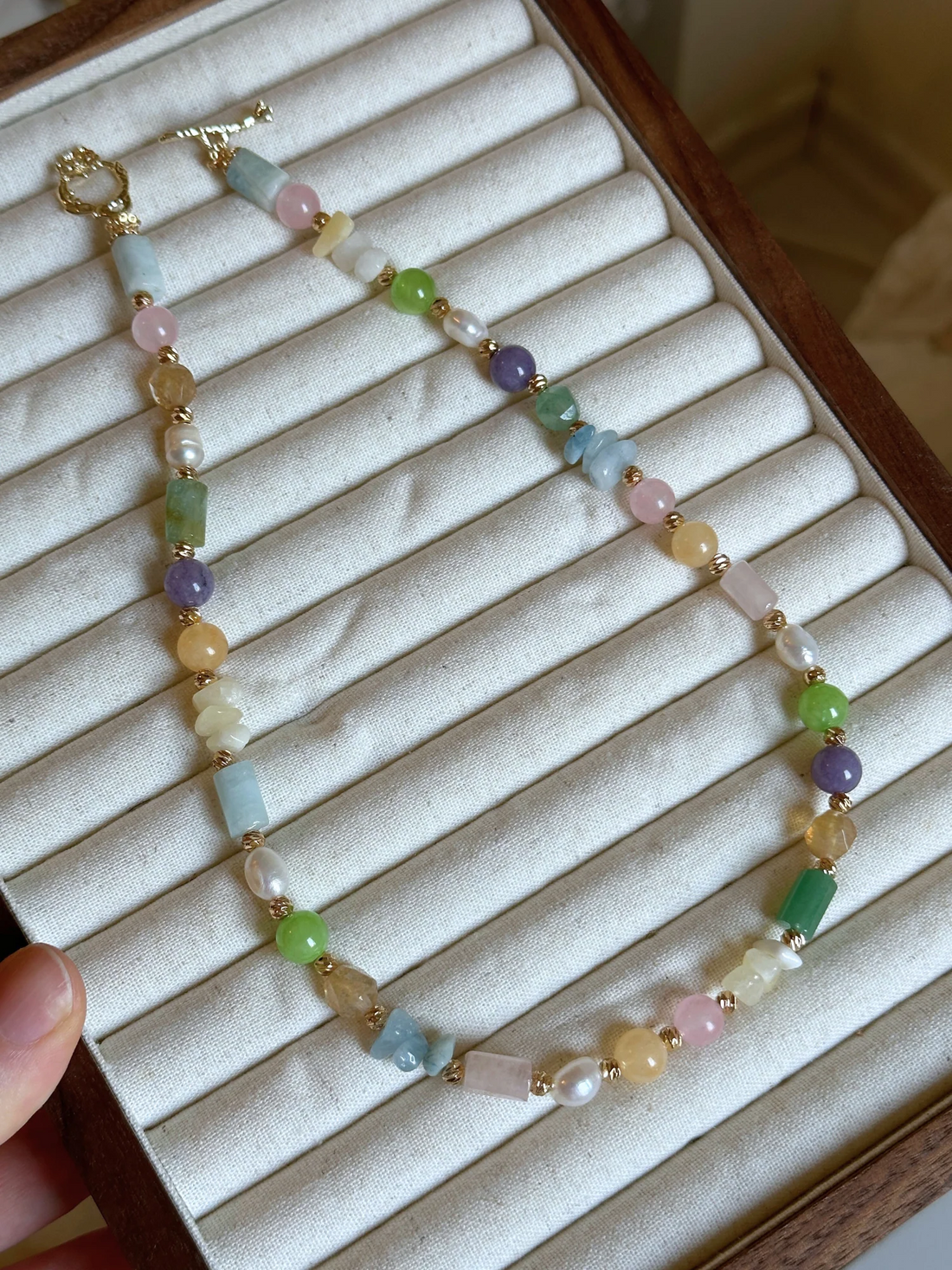 Rosa Pastel Tonlar Doğal Taş Kolye