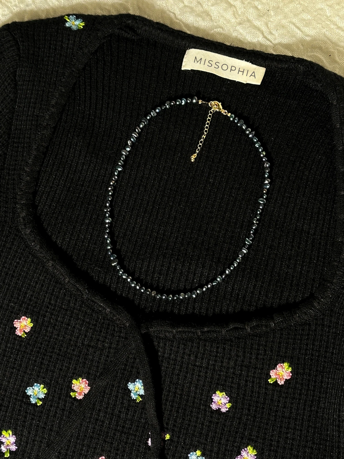 Abril Minimal Siyah Tatlı Su İnci Kolye