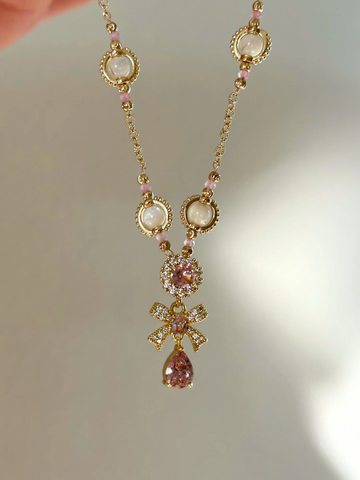 Angel Aytaşı Detay Zirkon Uçlu Zincir Kolye