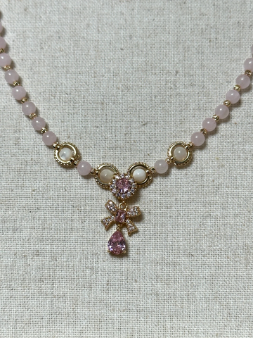 Angel Aytaşı Detaylı Pembe Kuvars Zirkon Kolye